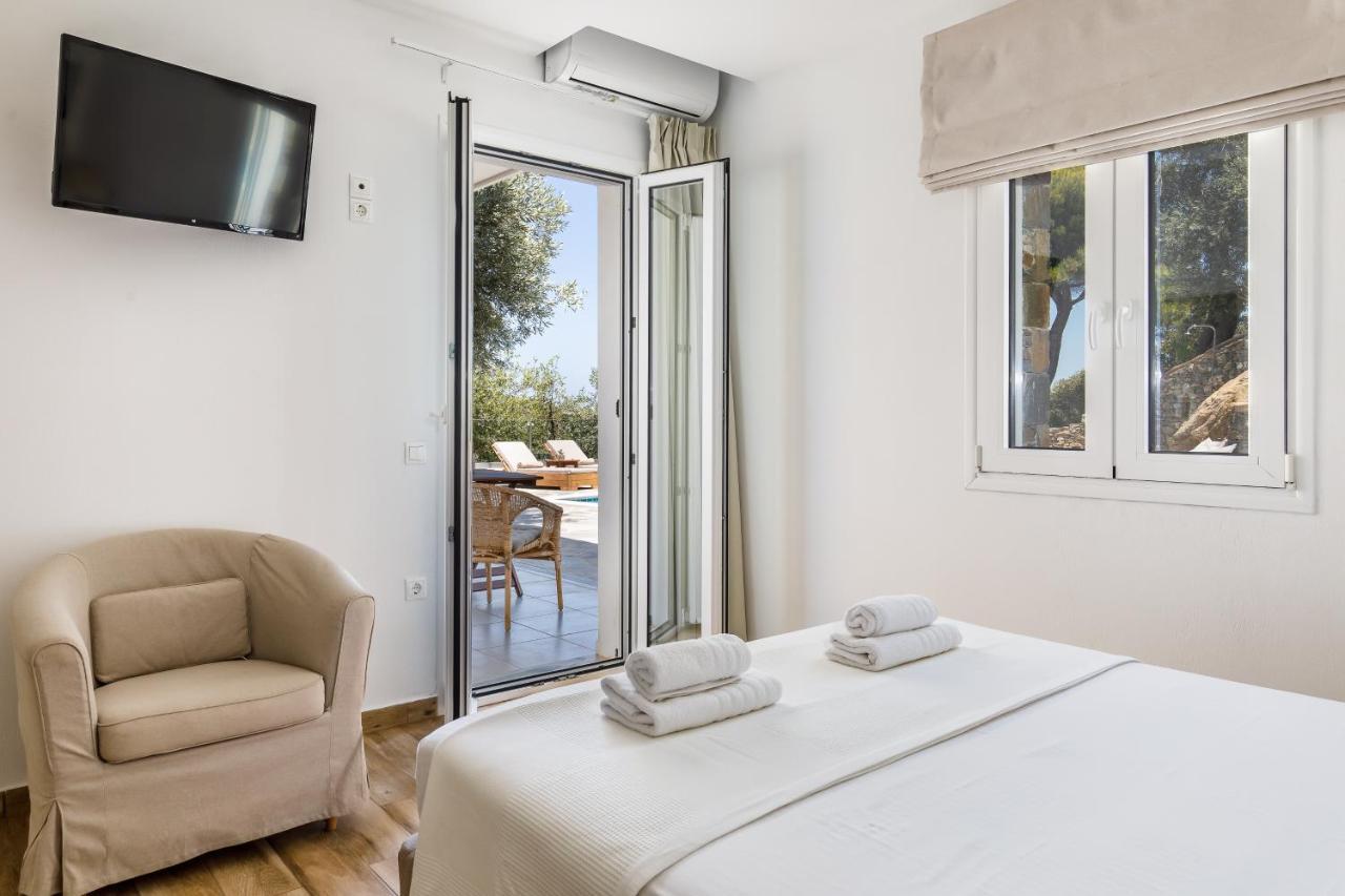 Villa Ifigeneia Skopelos Με Πισίνα Και Υπέροχη Θέα Exterior photo